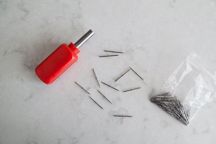 The-Makerista-Taphanger-Photo-Hanger-Tool-Easy-IMG_3976