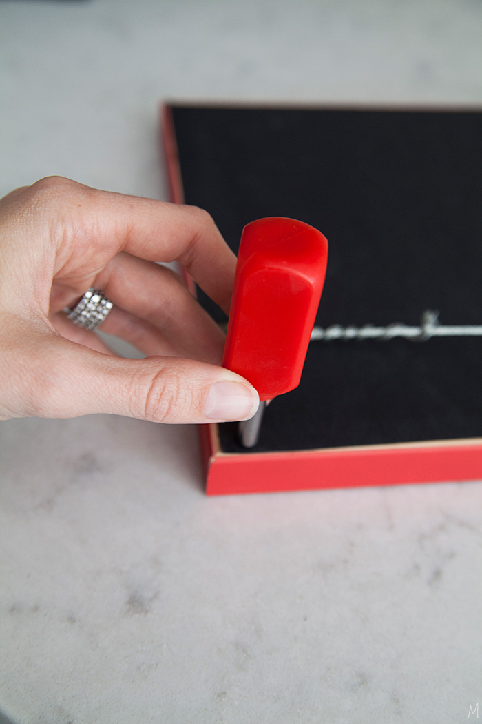 The-Makerista-Taphanger-Photo-Hanger-Tool-Easy-IMG_3980