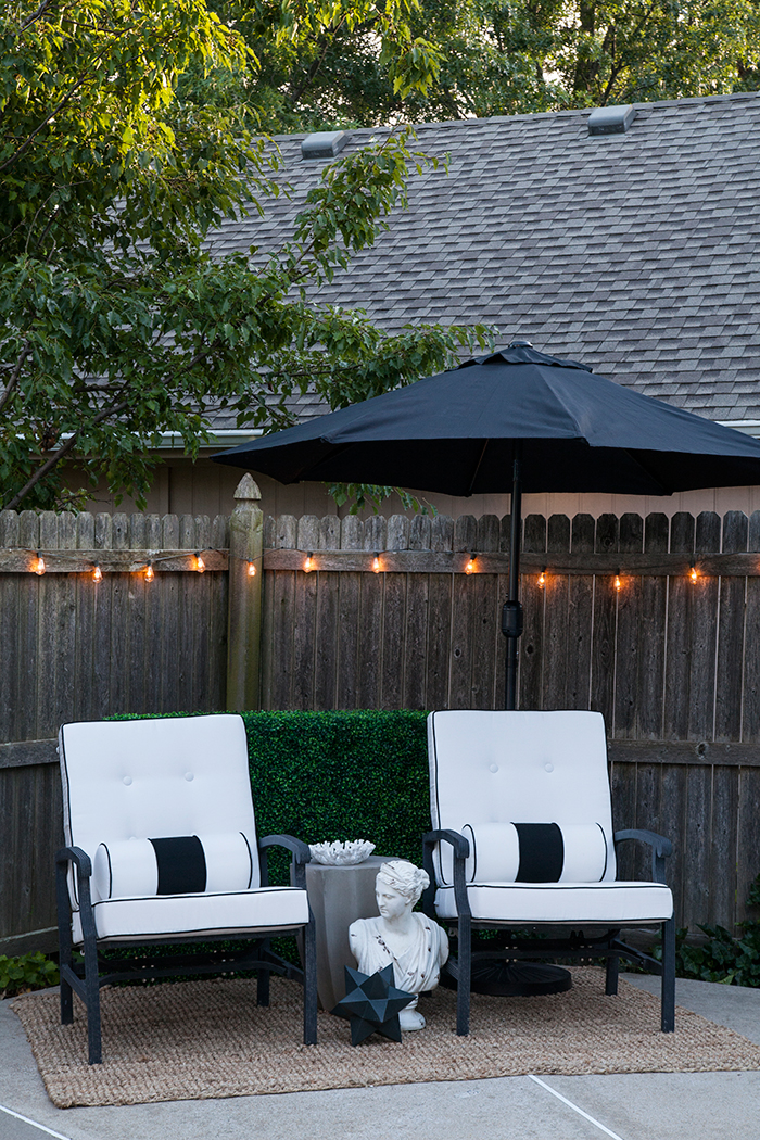 The-Makerista-Backyard-Makeover-Staycation-Spot-At-Home-Refresh-Black-White-Classic-Modern-Outdoor-Living-IMG_4950