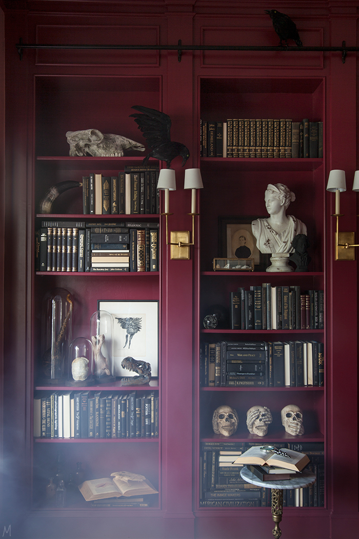 the-makerista-halloween-decor-curiosities-bookshelves-library-berry-color-black-and-white-spooky-img_6351