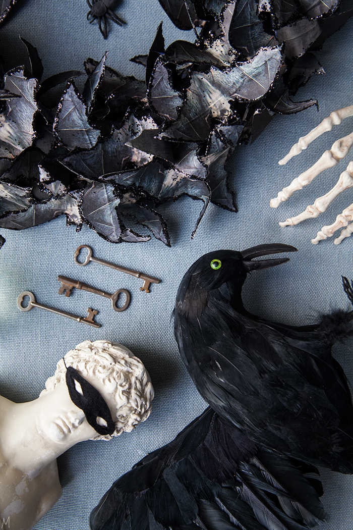the-makerista-halloween-elements-details-bats-wreath-raven-bust-with-mask-skeleton-keys