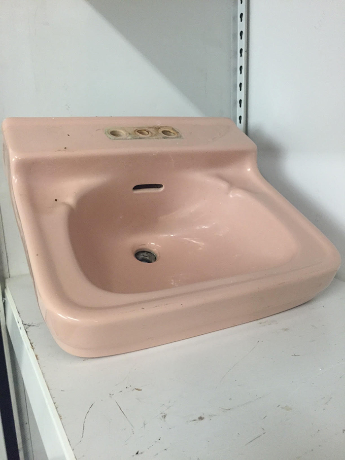 blush-american-standard-sink