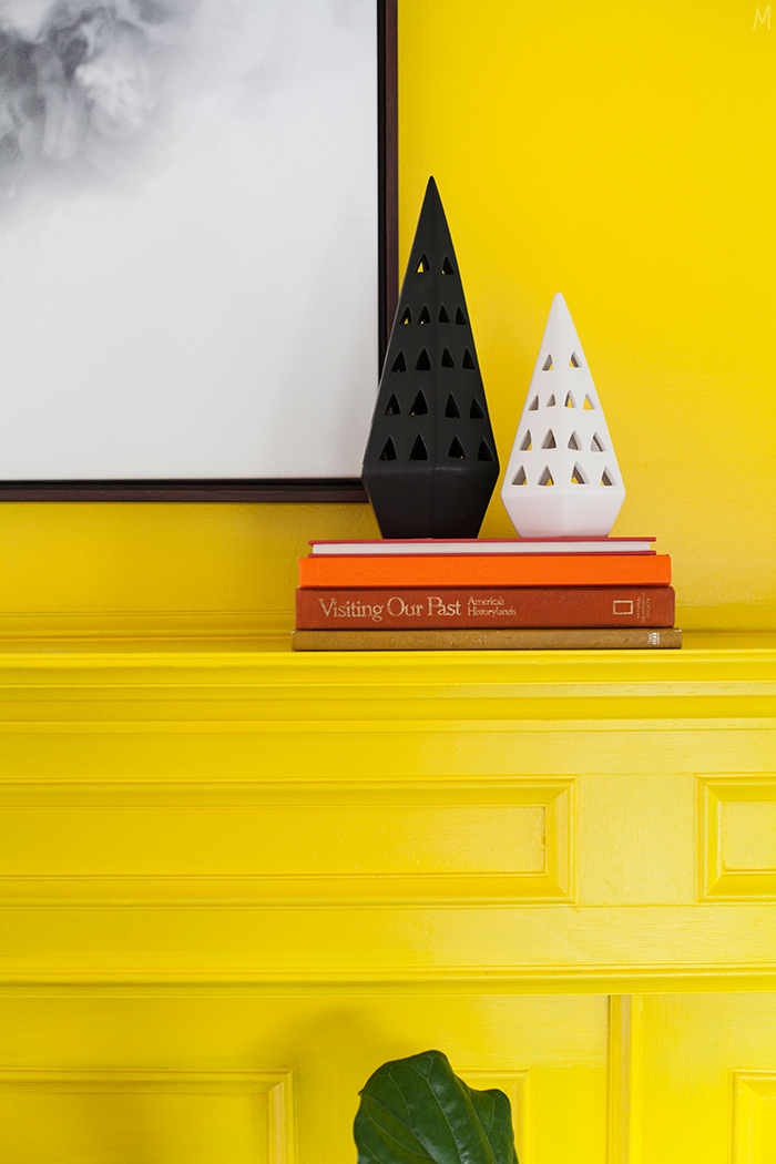 the-makerista-playroom-bright-happy-halloween-at-home-orange-black-white-yellow-img_6566