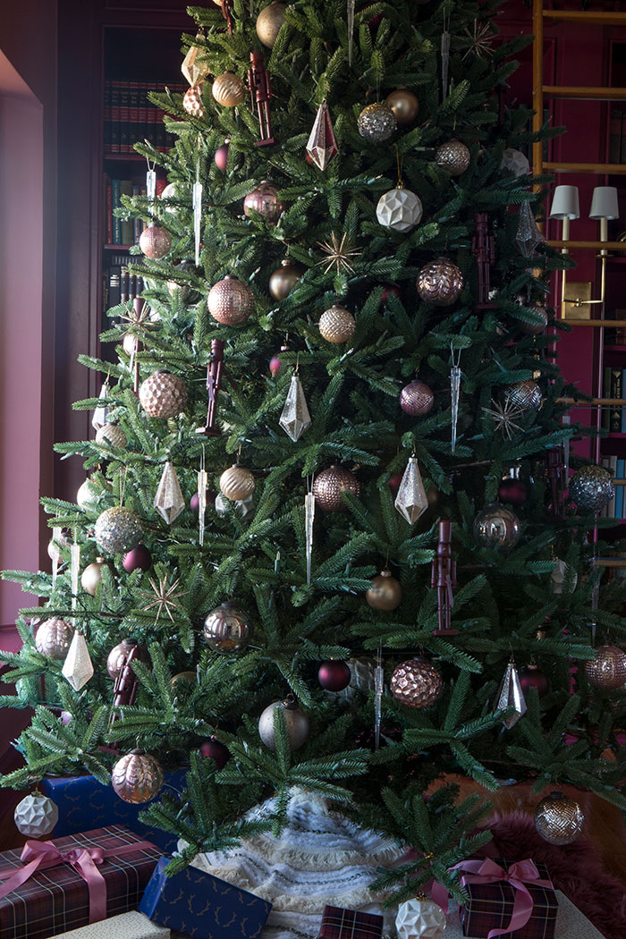 the-makerista-christmas-tree-traditional-modern-burgundy-mauve-grand-7w7a8231