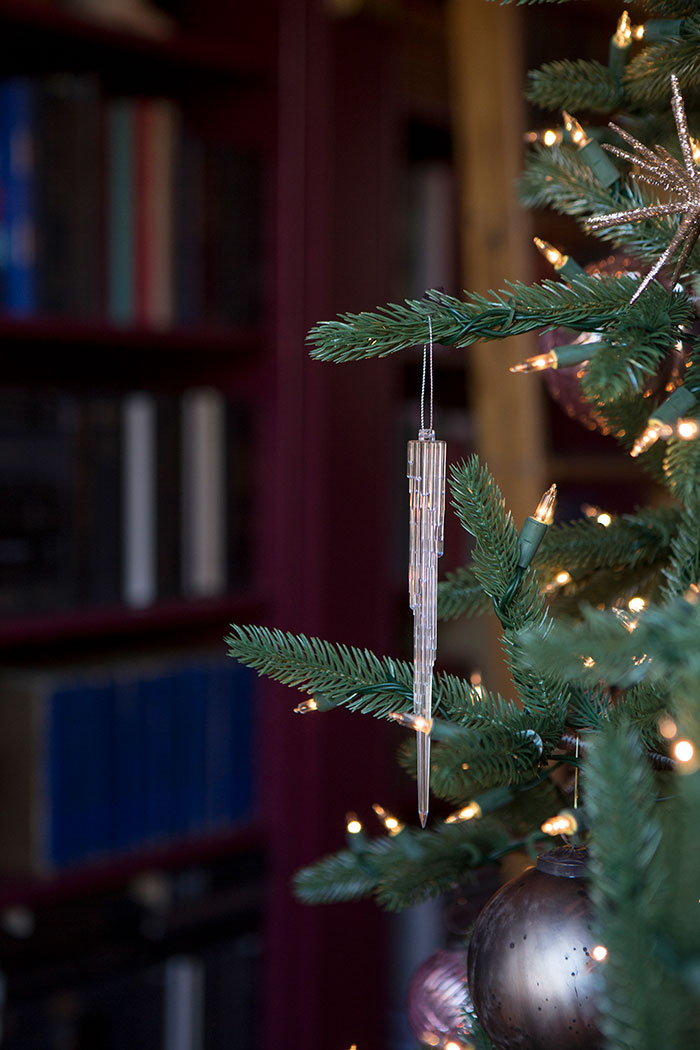 the-makerista-christmas-tree-traditional-modern-burgundy-mauve-grand-7w7a8271